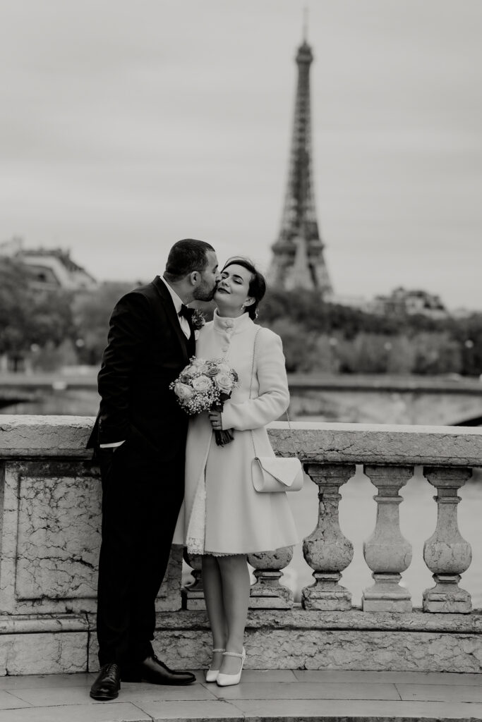 shooting en amoureux - se marier civilement Paris - amelie labarthe photography