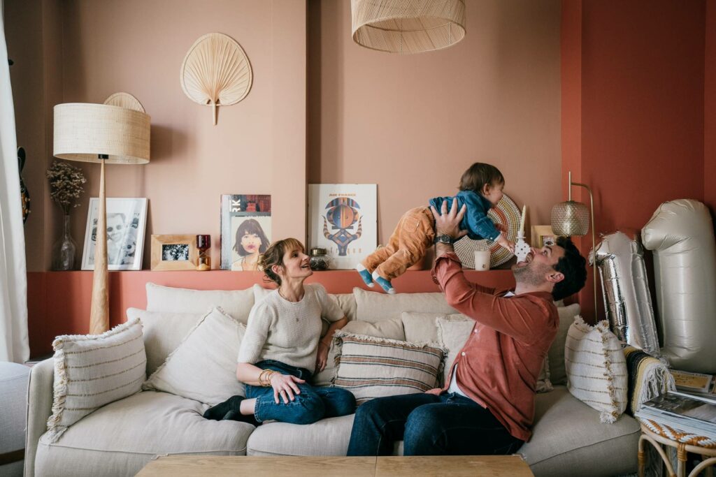 seance famille a domicile - photographe lifestyle hauts de seine - amelie labarthe