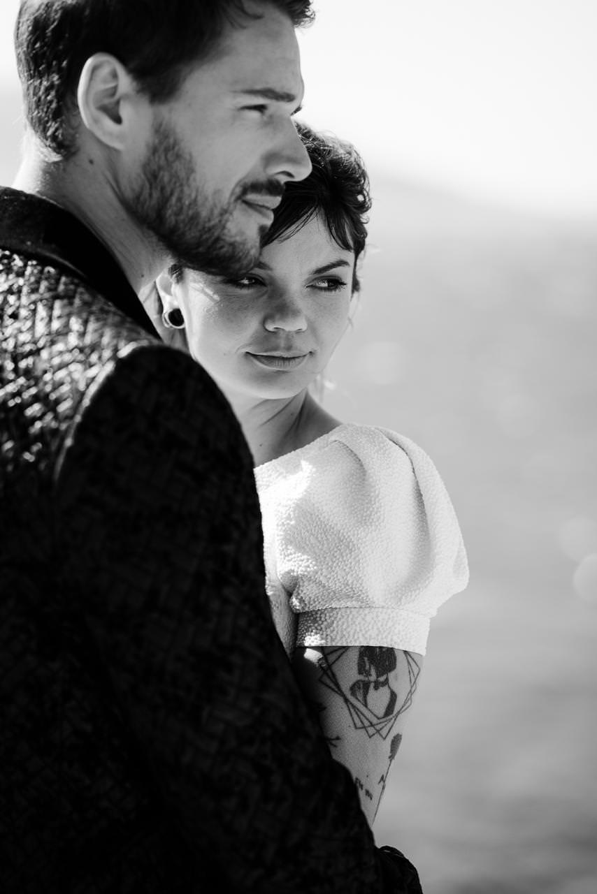 Bride and groom sharing an intimate moment during a refined wedding in the south of France.