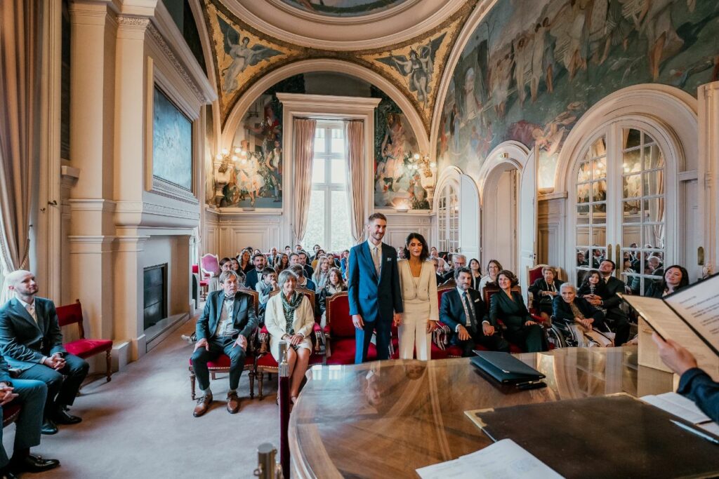 Wedding ceremony room at Neuilly-sur-Seine city hall near Paris