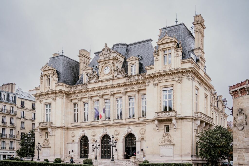 Neuilly-sur-Seine city hall, elegant wedding location near Paris